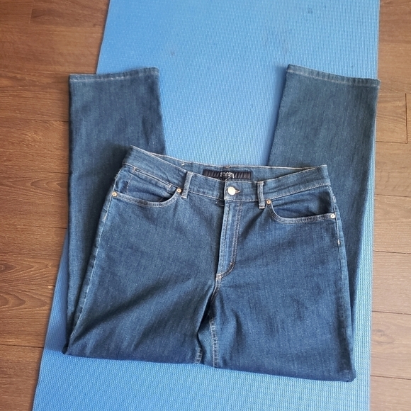 Escada Sports Linda Jeans - Picture 6 of 14